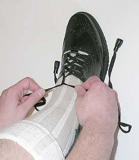 kilt shoes tying