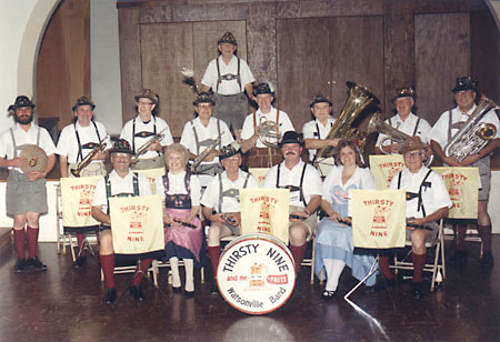 The Thirsty Nine band - 15 people in traditional german attire